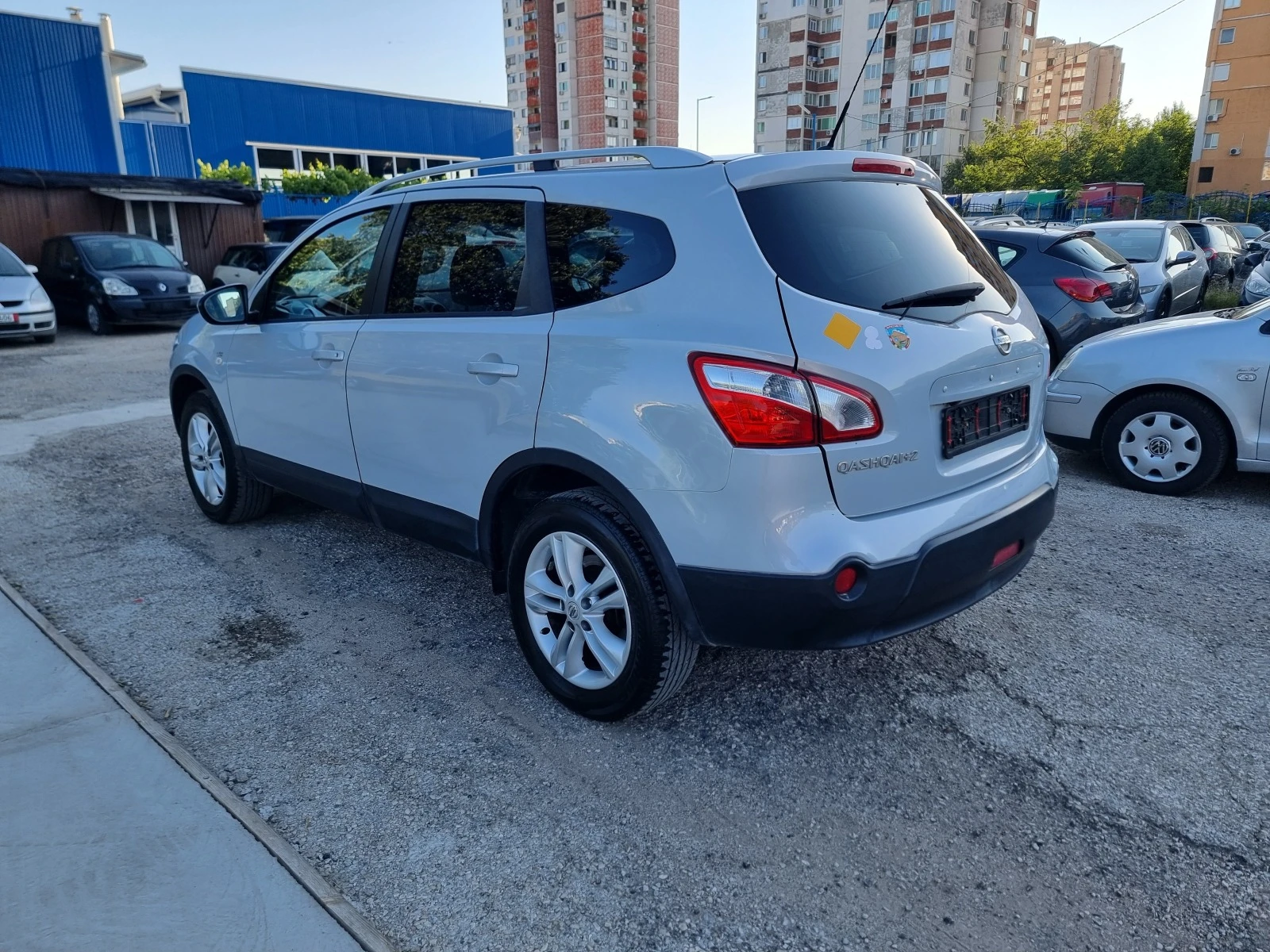 Nissan Qashqai 1.6 + 2 - изображение 4