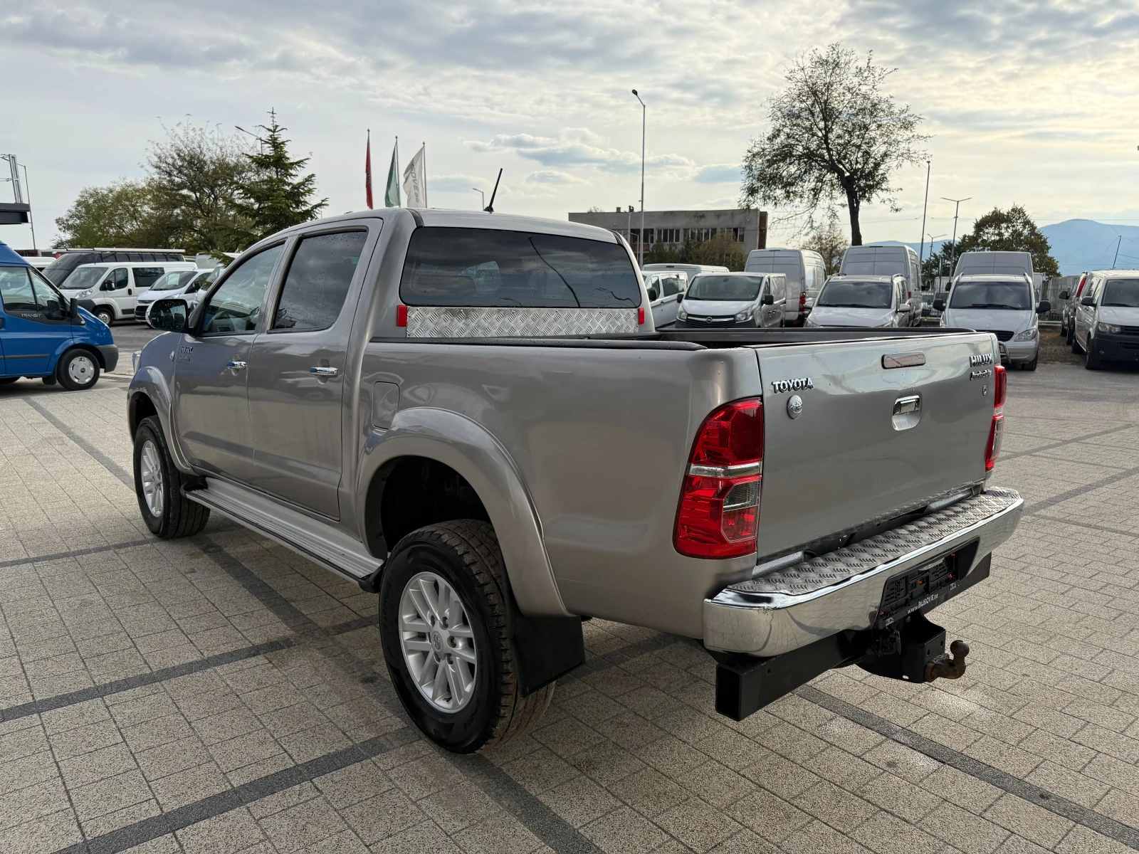 Toyota Hilux 3.0D4D FaceLift Euro 5b - ARB блокаж - изображение 6