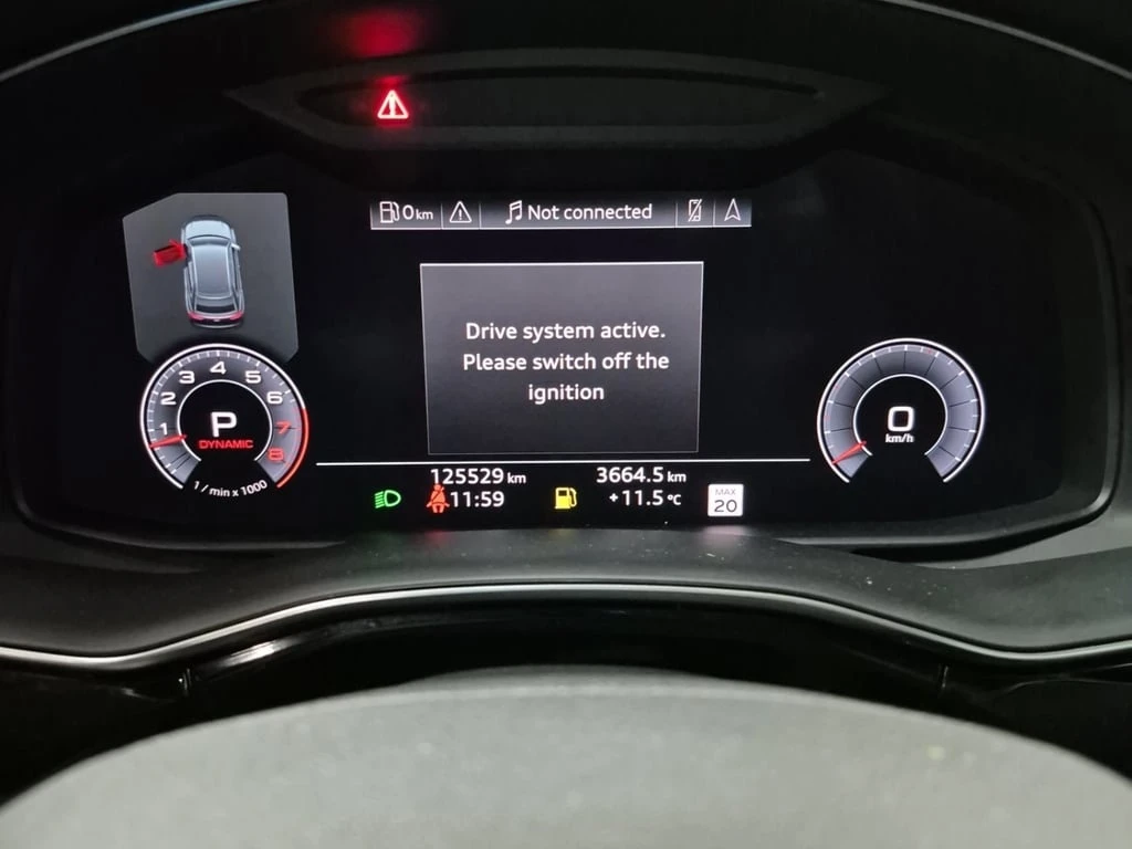 Audi Q8 TECHNIK  CARFAX - изображение 10