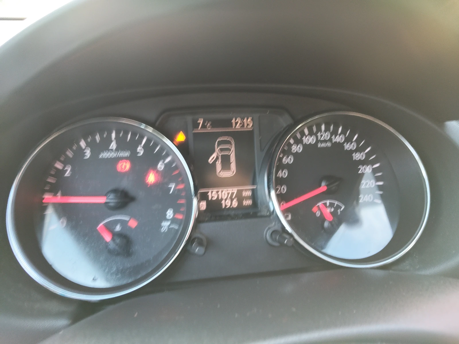 Nissan Qashqai 1, 6i 117ps FACELIFT - изображение 10