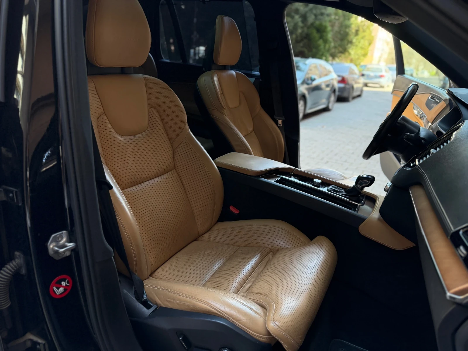 Volvo Xc90 FIRST EDITION INSCRIPTION , снимка 12 - Автомобили и джипове - 53838875