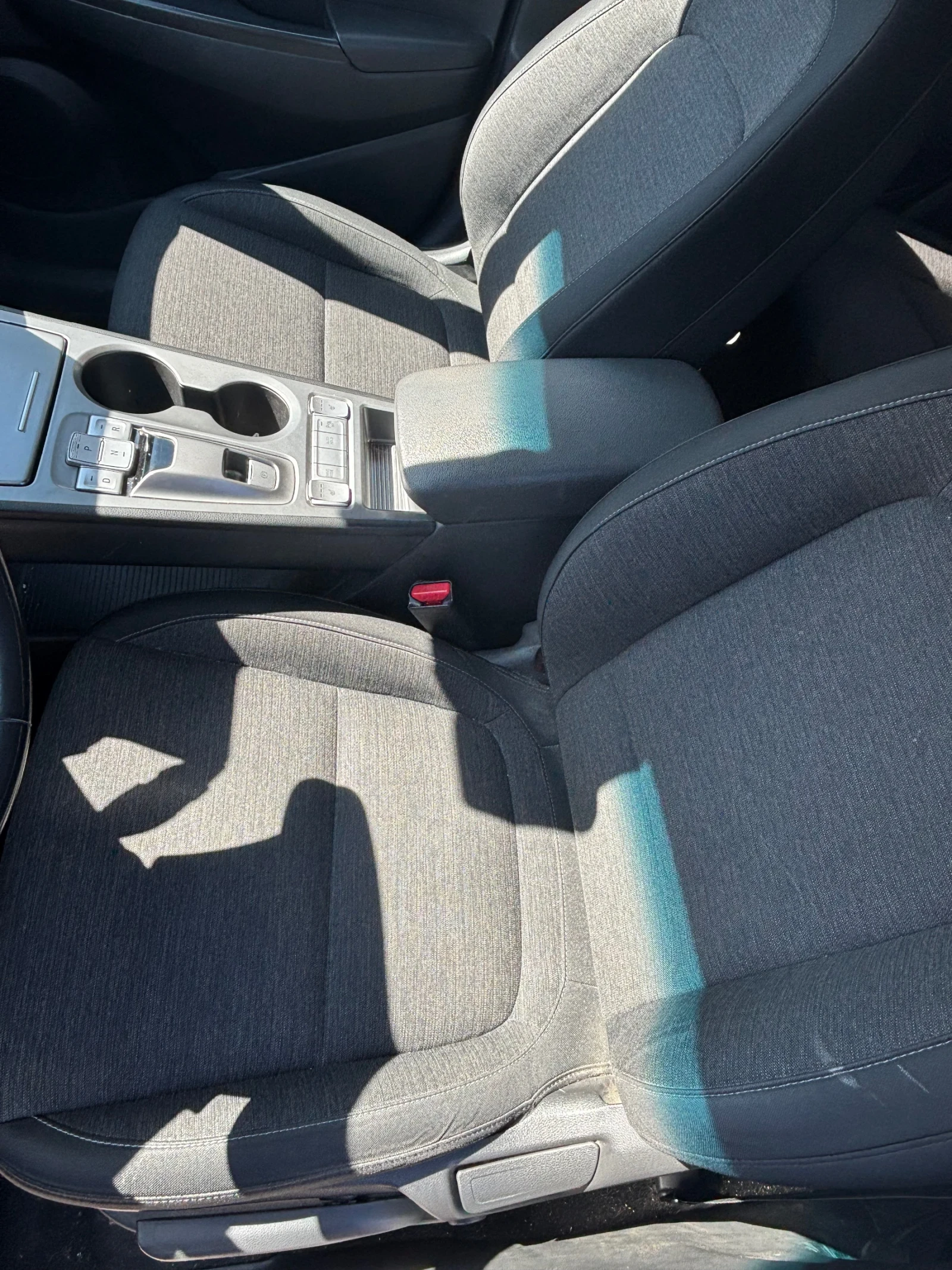 Hyundai Kona 64KW SOH-100%, снимка 14 - Автомобили и джипове - 54172786