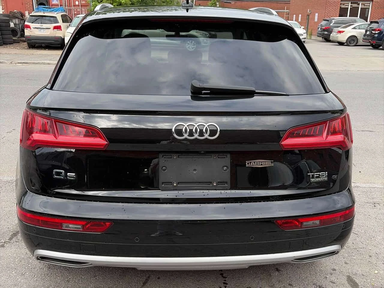 Audi Q5 * Komfort * ПОДГРЕВ* КАМЕРА* KEYLESS* , снимка 5 - Автомобили и джипове - 54864177