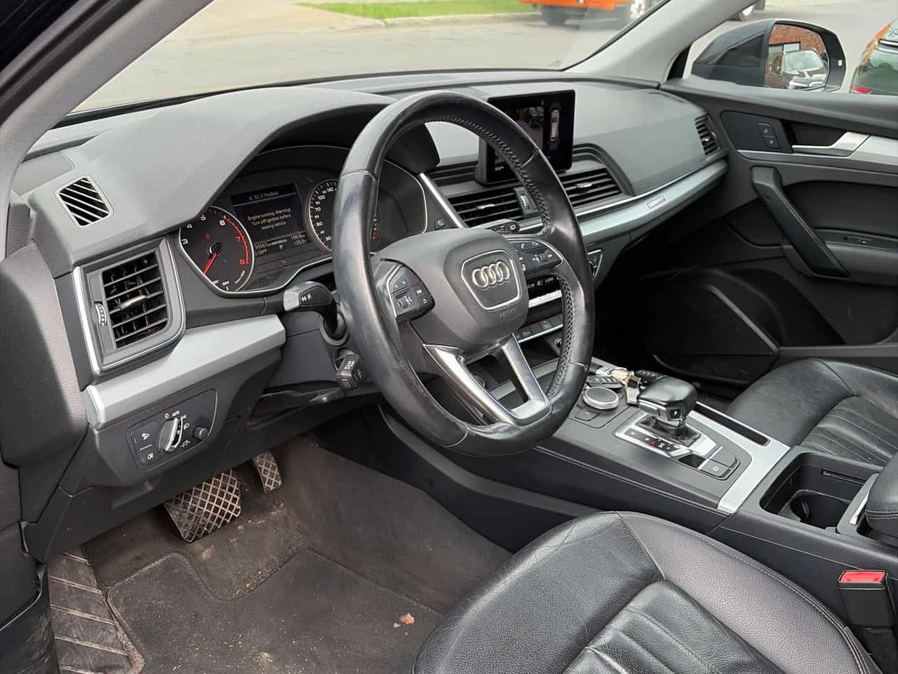Audi Q5 * Komfort * ПОДГРЕВ* КАМЕРА* KEYLESS* , снимка 7 - Автомобили и джипове - 54864177