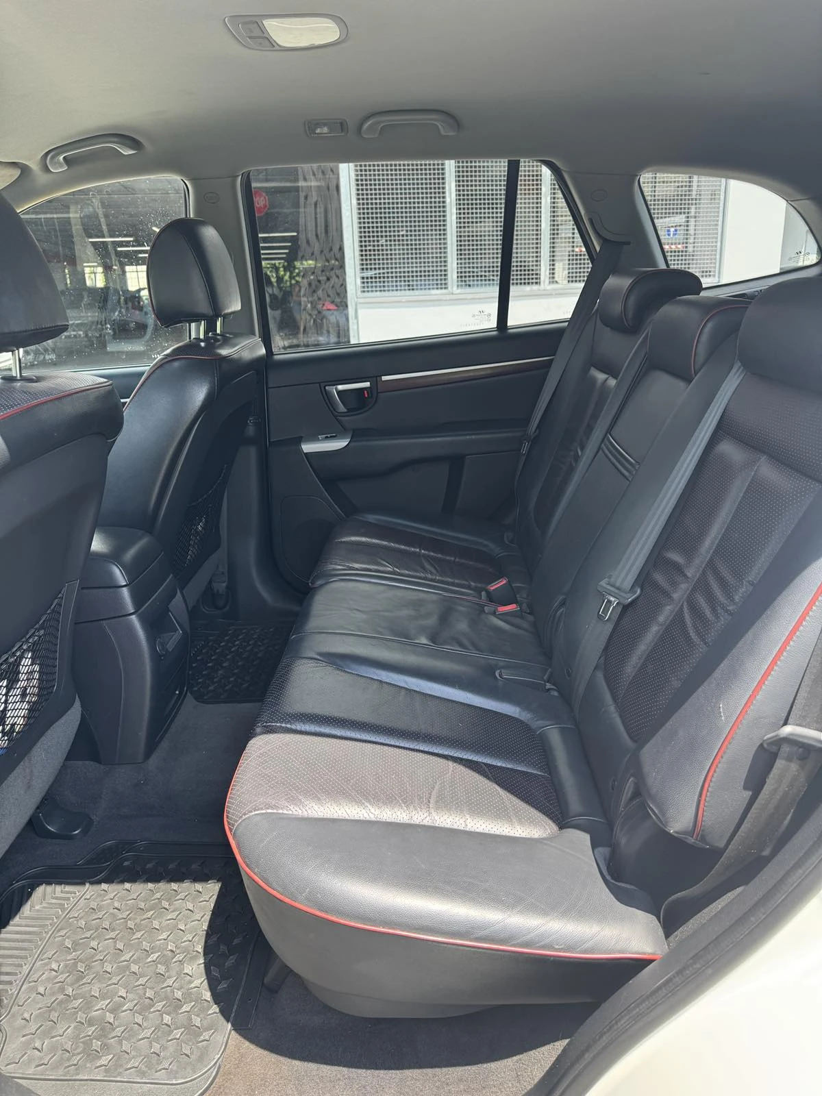 Hyundai Santa fe 1 собственик, снимка 10 - Автомобили и джипове - 55340049