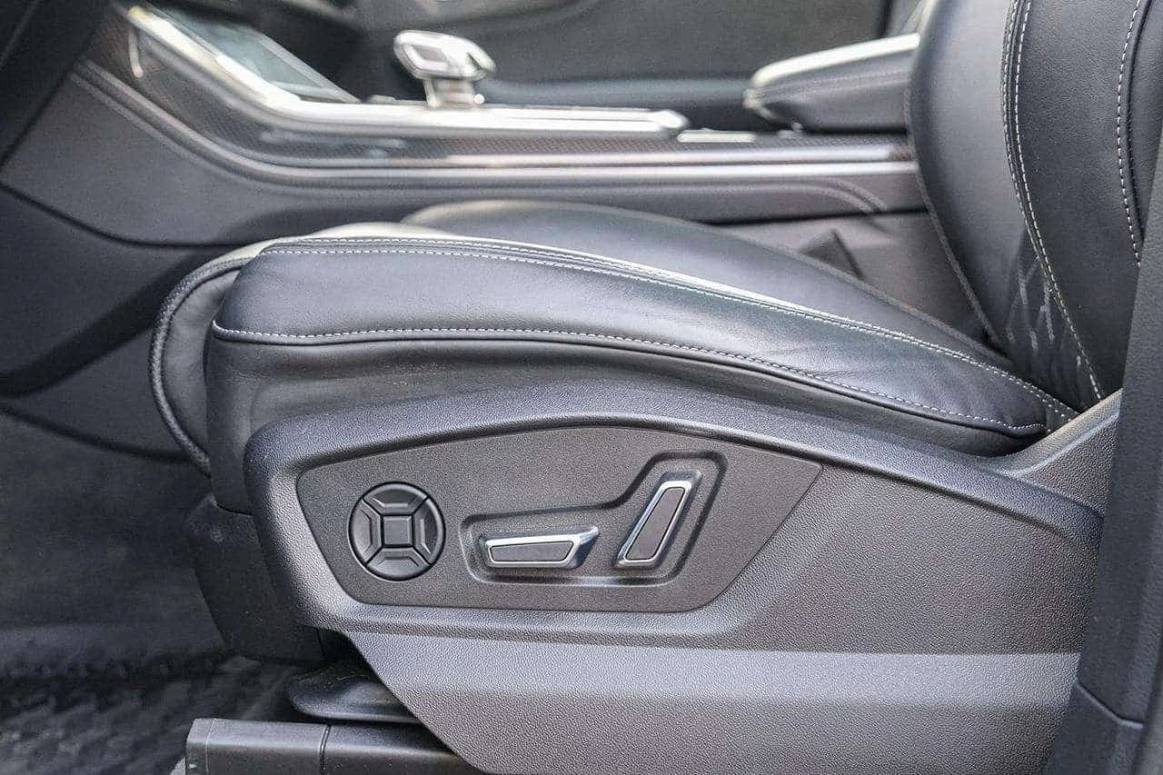 Audi SQ7 7 Местна CARFAX, снимка 10 - Автомобили и джипове - 55832711