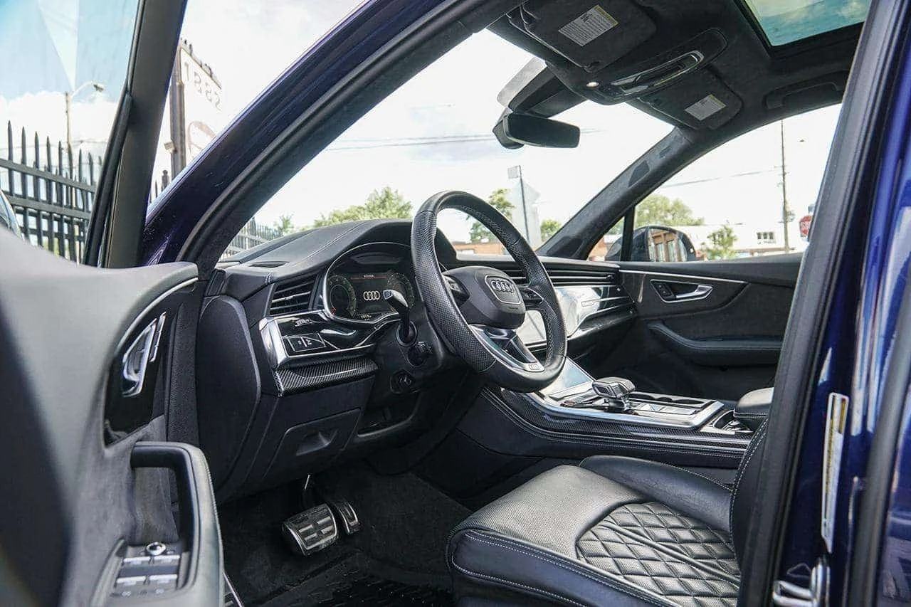 Audi SQ7 7 Местна CARFAX, снимка 6 - Автомобили и джипове - 55832711