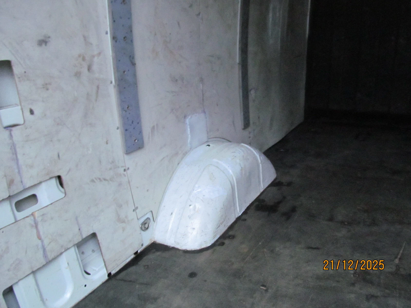 Iveco 35s13 Като НОВ - изображение 10