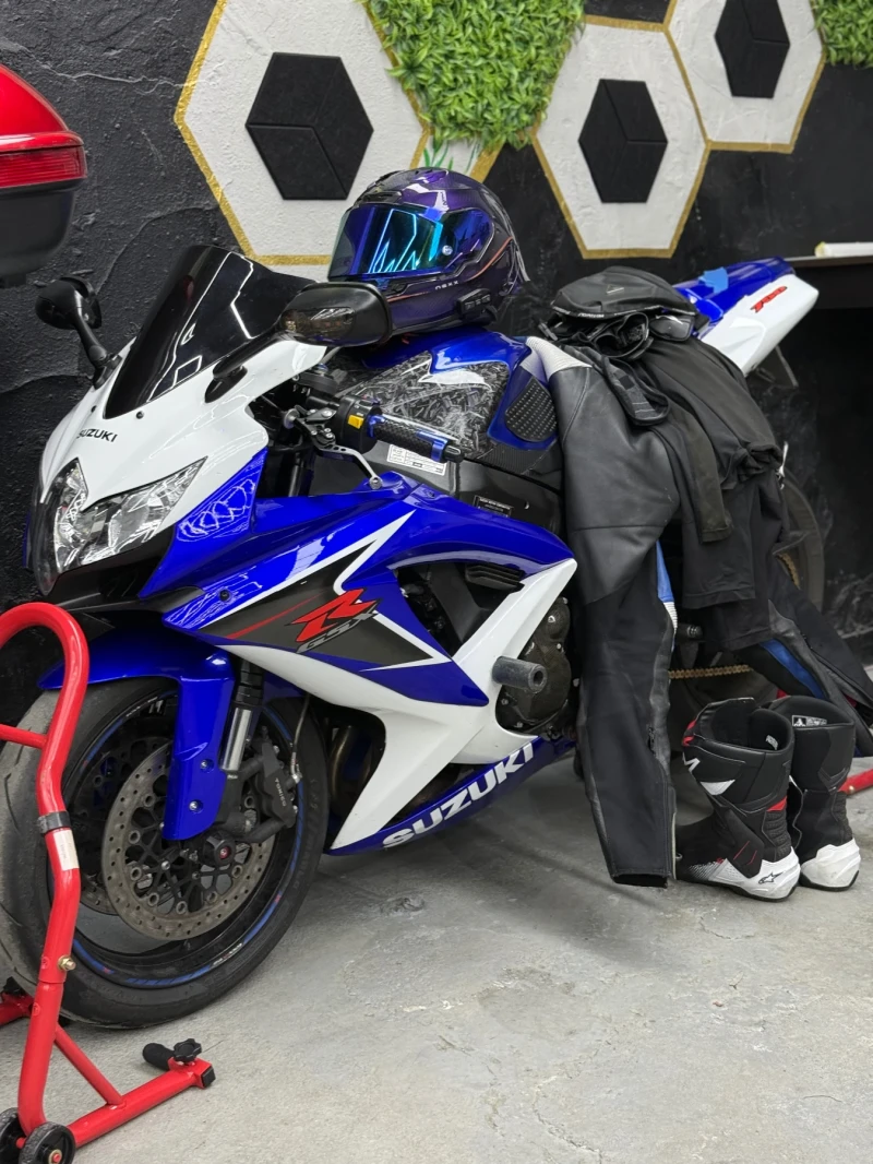 Suzuki Gsxr K8 750, A2 35kW, снимка 11 - Мотоциклети и мототехника - 53124820