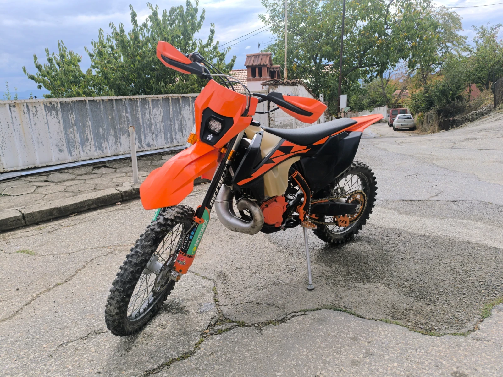 Ktm 300