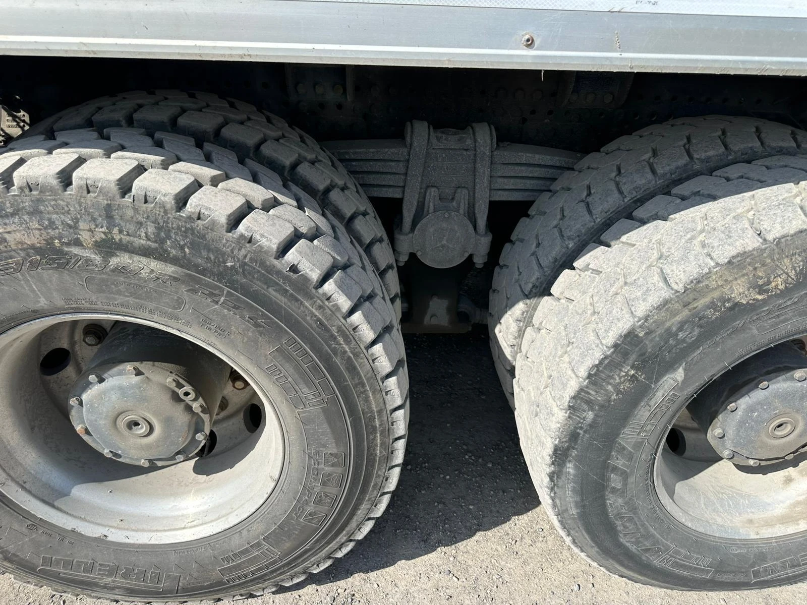 Бетон помпа Mercedes-Benz 3245 / 25meters, снимка 15 - Индустриална техника - 54190299