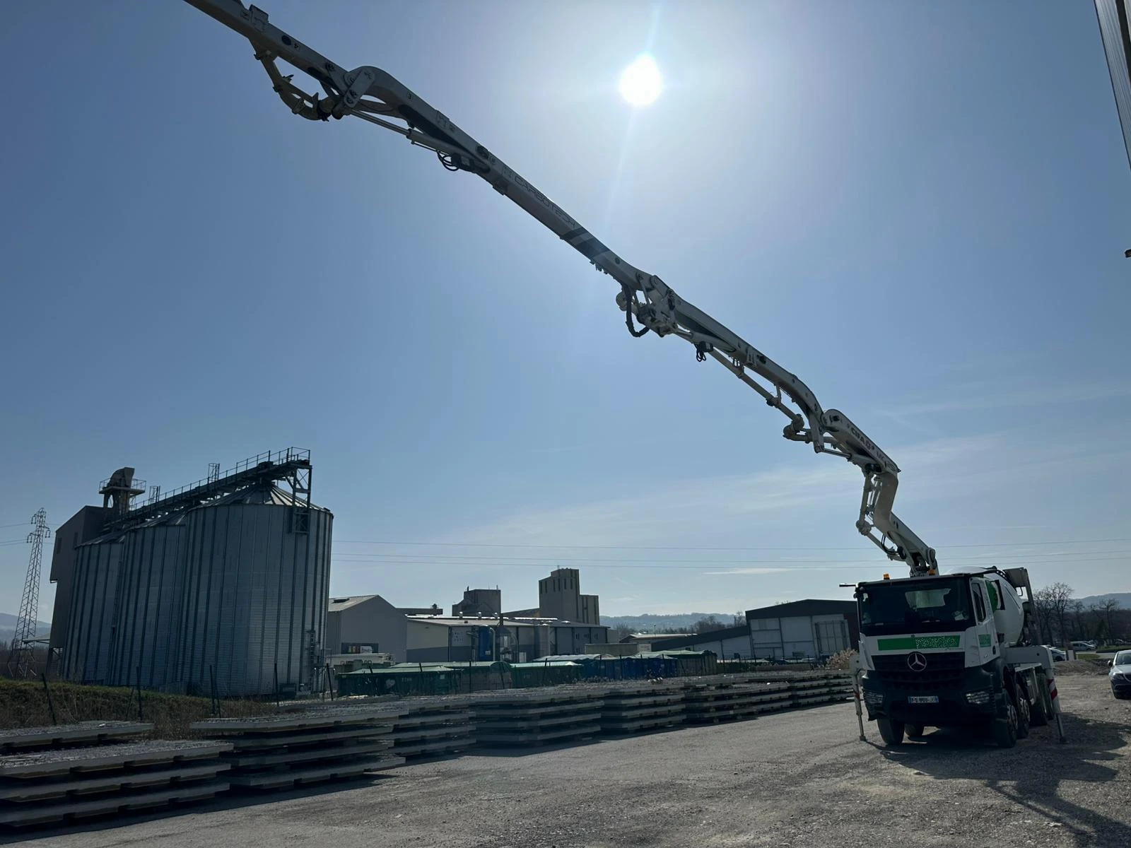 Бетон помпа Mercedes-Benz 3245 / 25meters