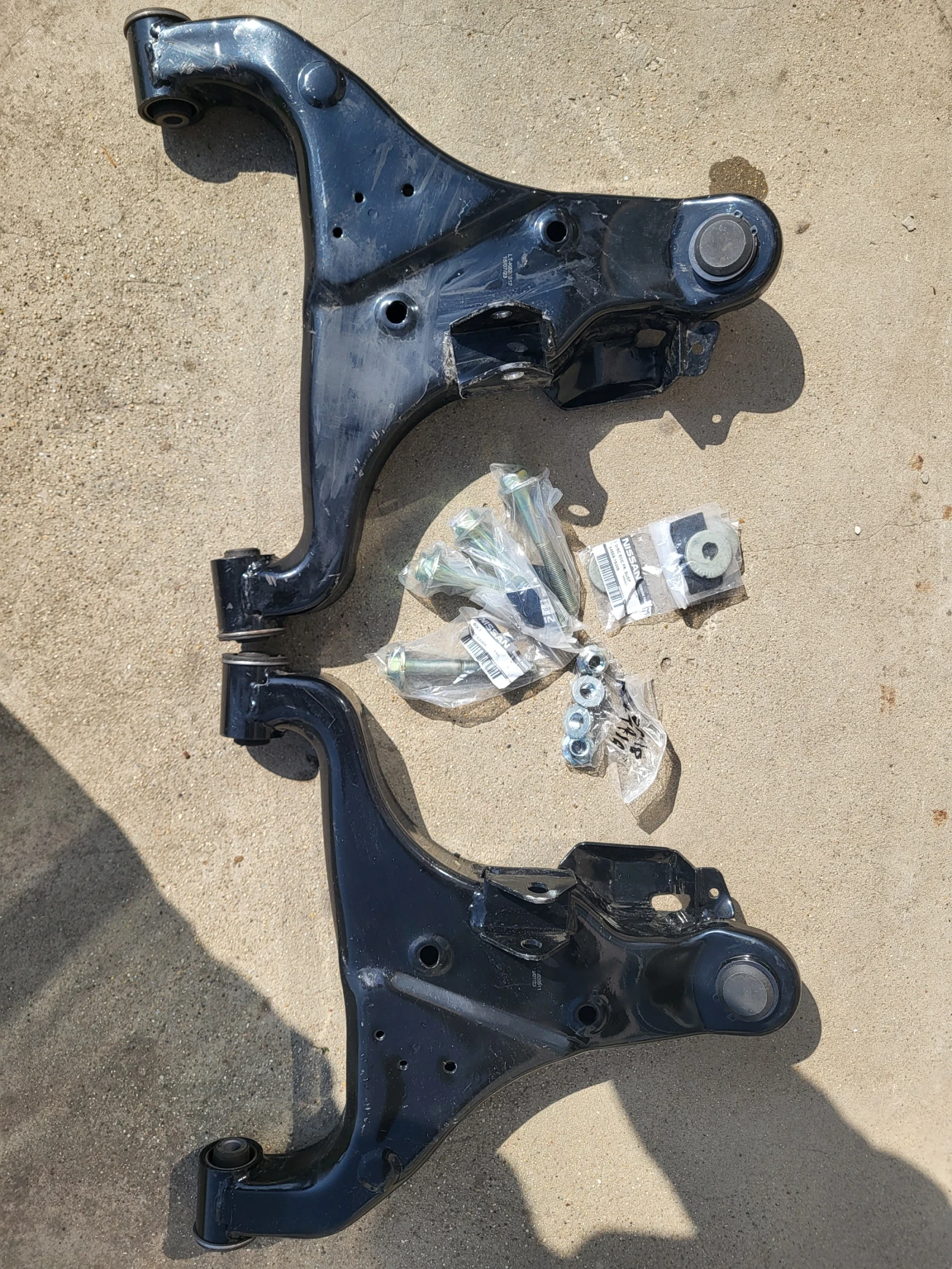 Носачи , снимка 3 - Части - 53880081