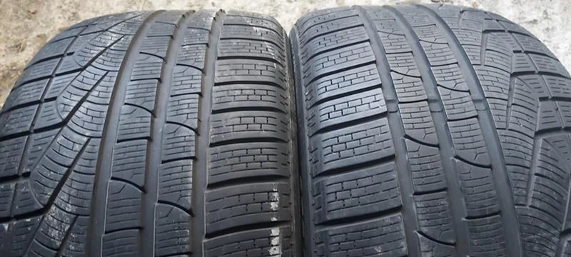 Гуми Зимни 275/35R20, снимка 3 - Гуми и джанти - 31495587