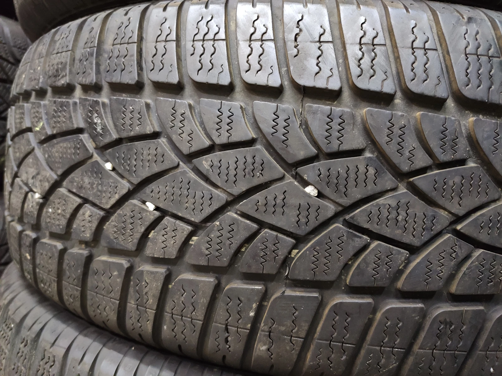 ���� 235/55R18 | Mobile.bg � ����������� 2
