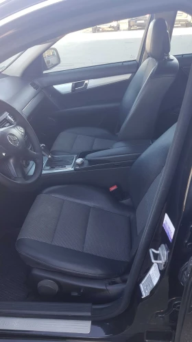 Mercedes-Benz C 220, снимка 11