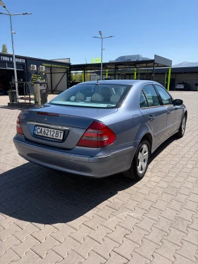 Mercedes-Benz E 320 Mercedes-Benz E320 W211 4 MATIC 3, 2 Бензин, снимка 6