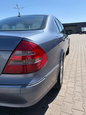 Mercedes-Benz E 320 Mercedes-Benz E320 W211 4 MATIC 3, 2 Бензин, снимка 7