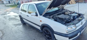 VW Golf ABF със чисто нов климатик - 2500 € / 4889.57 лв. - 16785994 2
