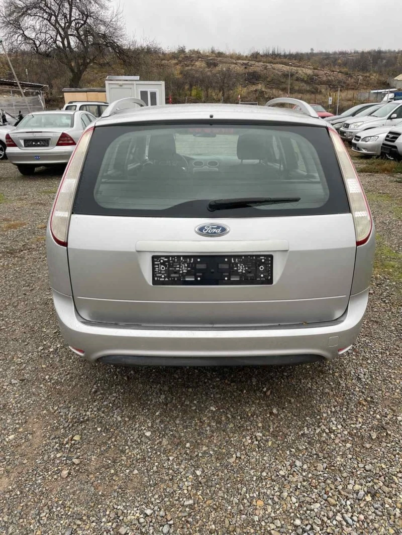 Ford Focus, снимка 8 - Автомобили и джипове - 43126255