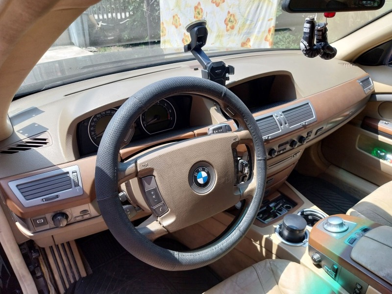 BMW 735 Бензинов , снимка 1 - Автомобили и джипове - 46373837