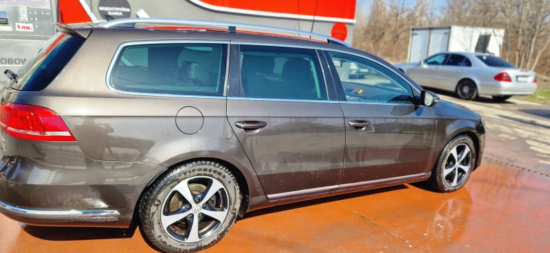 VW Passat Highline, снимка 15 - Автомобили и джипове - 47285667