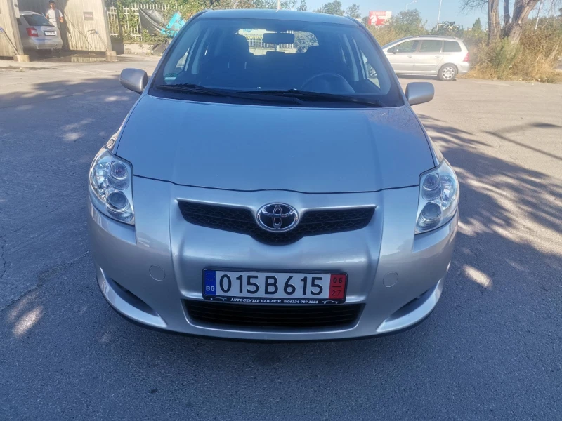 Toyota Auris КАТО НОВ* 1.6i* ПАРКТРОНИК, снимка 2 - Автомобили и джипове - 47494285