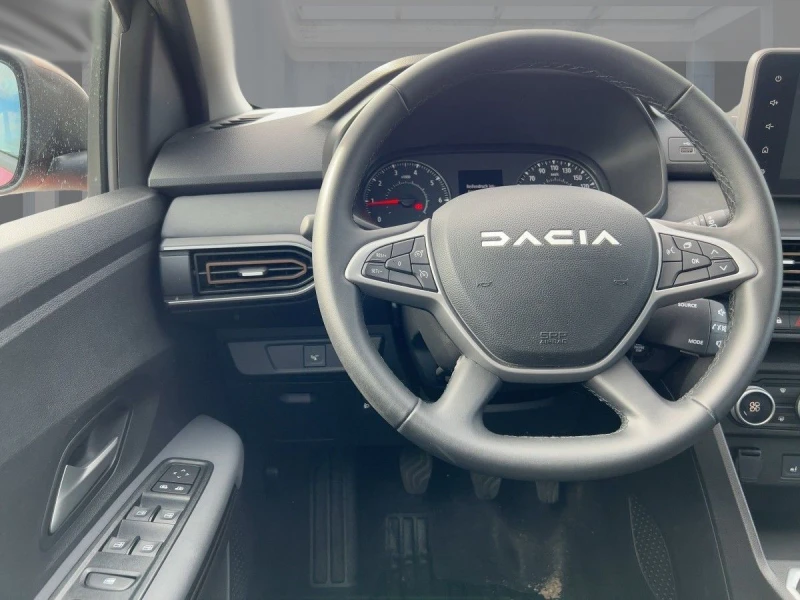 Dacia Jogger 110HP/LED/CAM/NAVI/BLUETOOTH/352b, снимка 8 - Автомобили и джипове - 47748898