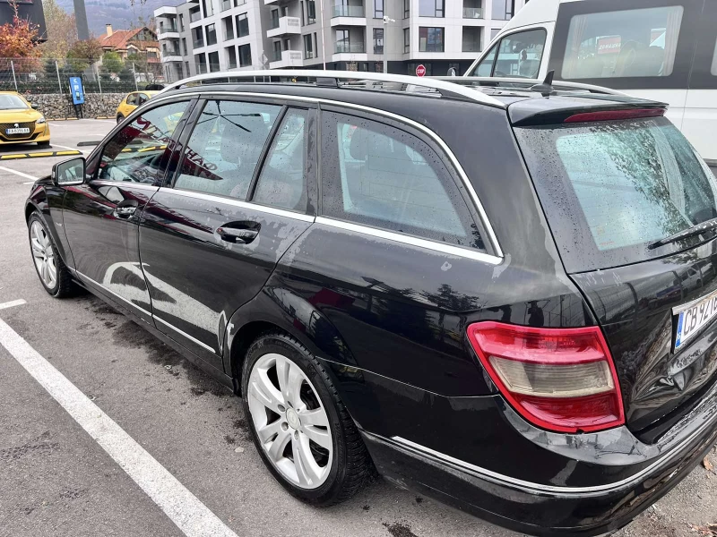 Mercedes-Benz C 200, снимка 5 - Автомобили и джипове - 47997418