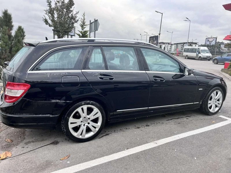 Mercedes-Benz C 200, снимка 4 - Автомобили и джипове - 47997418