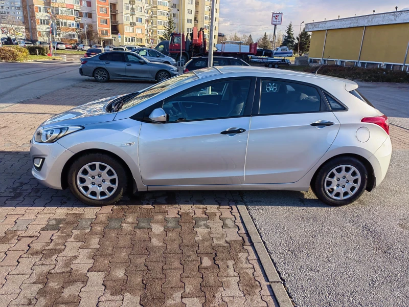 Hyundai I30, снимка 3 - Автомобили и джипове - 48079647