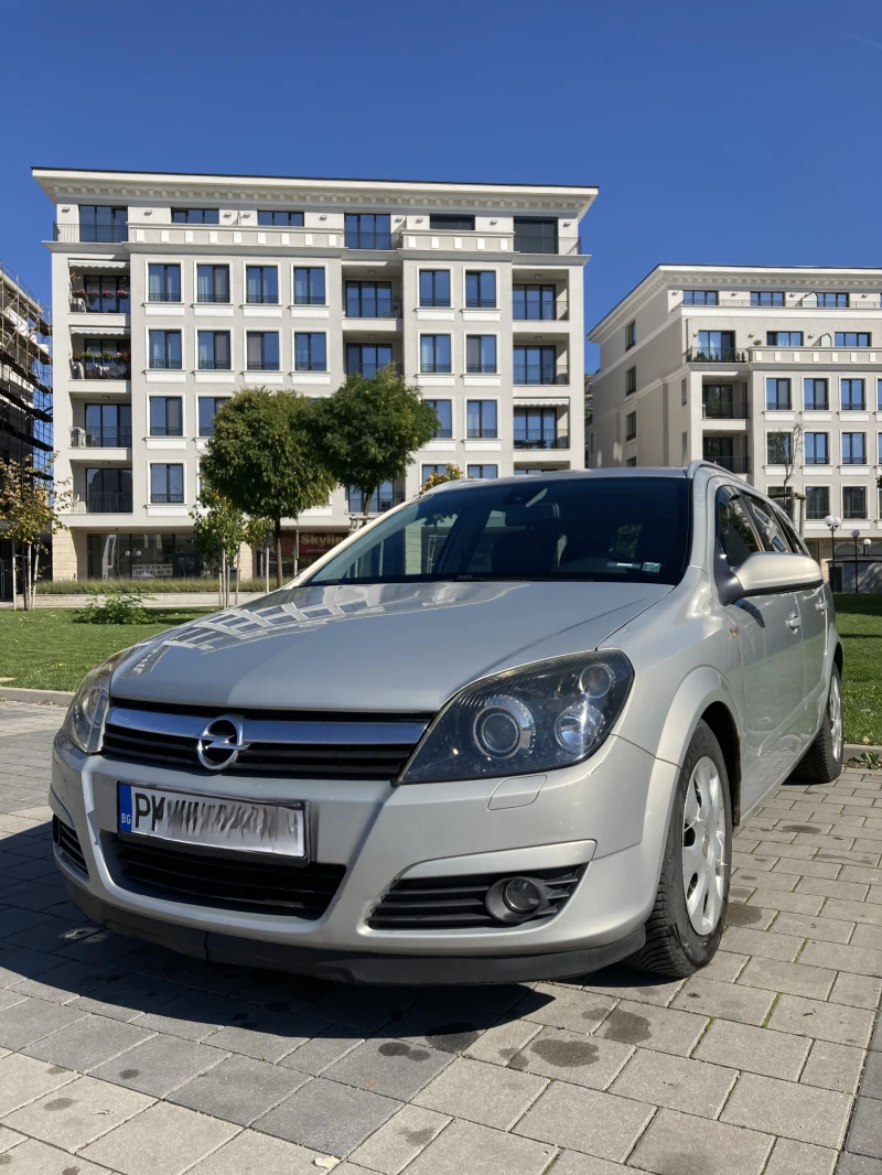 Opel Astra H в Автомобили и джипове в гр. Перник