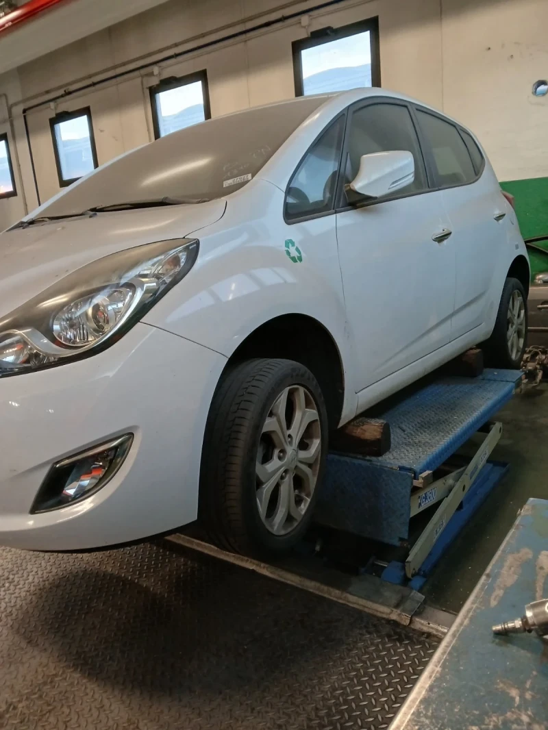 Hyundai Ix20 1.4 GRD, снимка 4 - Автомобили и джипове - 49164289