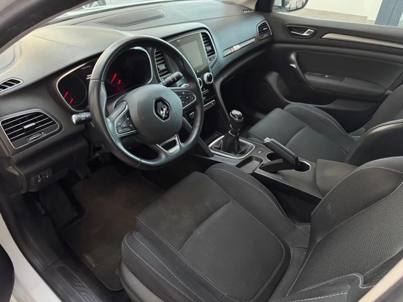 Renault Megane GT/BUSSINES/116HP/CAM/LED/NAVI/KLESS/332g, снимка 7 - Автомобили и джипове - 51736319