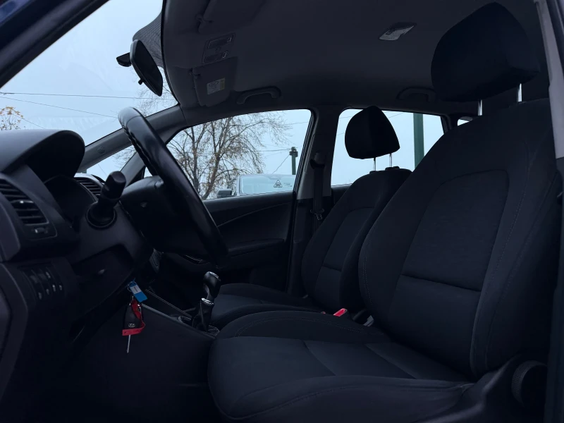 Hyundai Ix20 1.6 CRDi, снимка 8 - Автомобили и джипове - 52642187