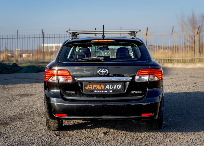 Toyota Avensis 1.8i 147HP | С Гаранция! , снимка 5 - Автомобили и джипове - 52888326