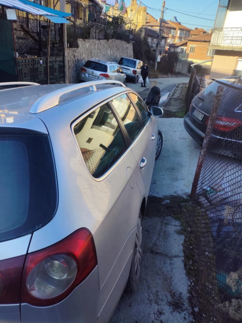 VW Passat 2.0 TDI, снимка 2 - Автомобили и джипове - 53141826