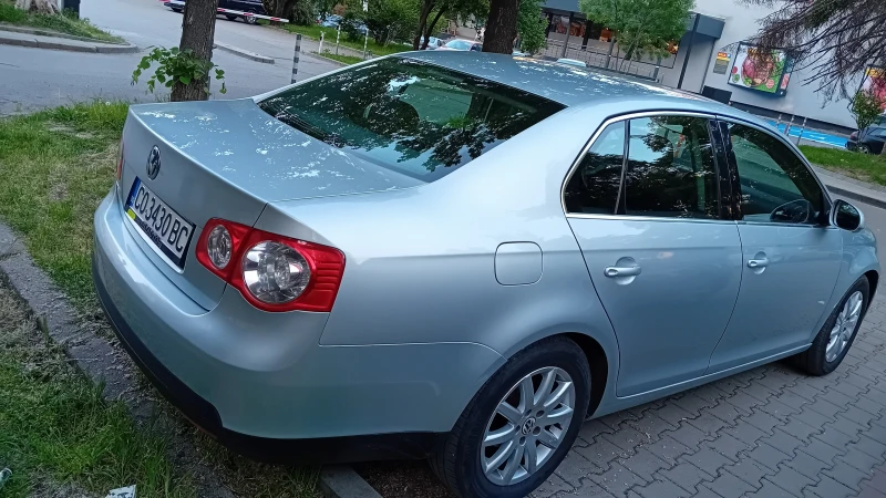 VW Jetta, снимка 3 - Автомобили и джипове - 53278582