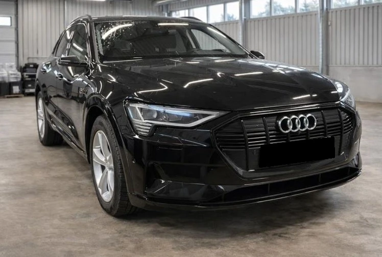 Audi E-Tron 50 Quattro, снимка 2 - Автомобили и джипове - 54065348