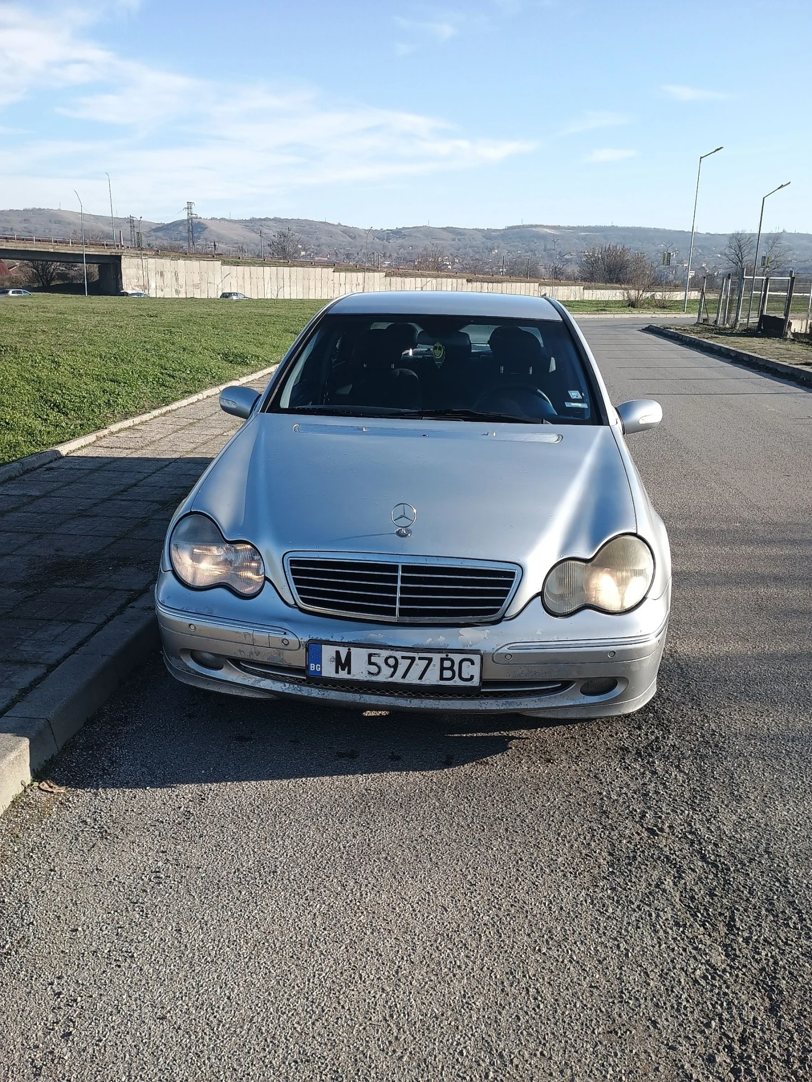 Mercedes-Benz 220, снимка 1