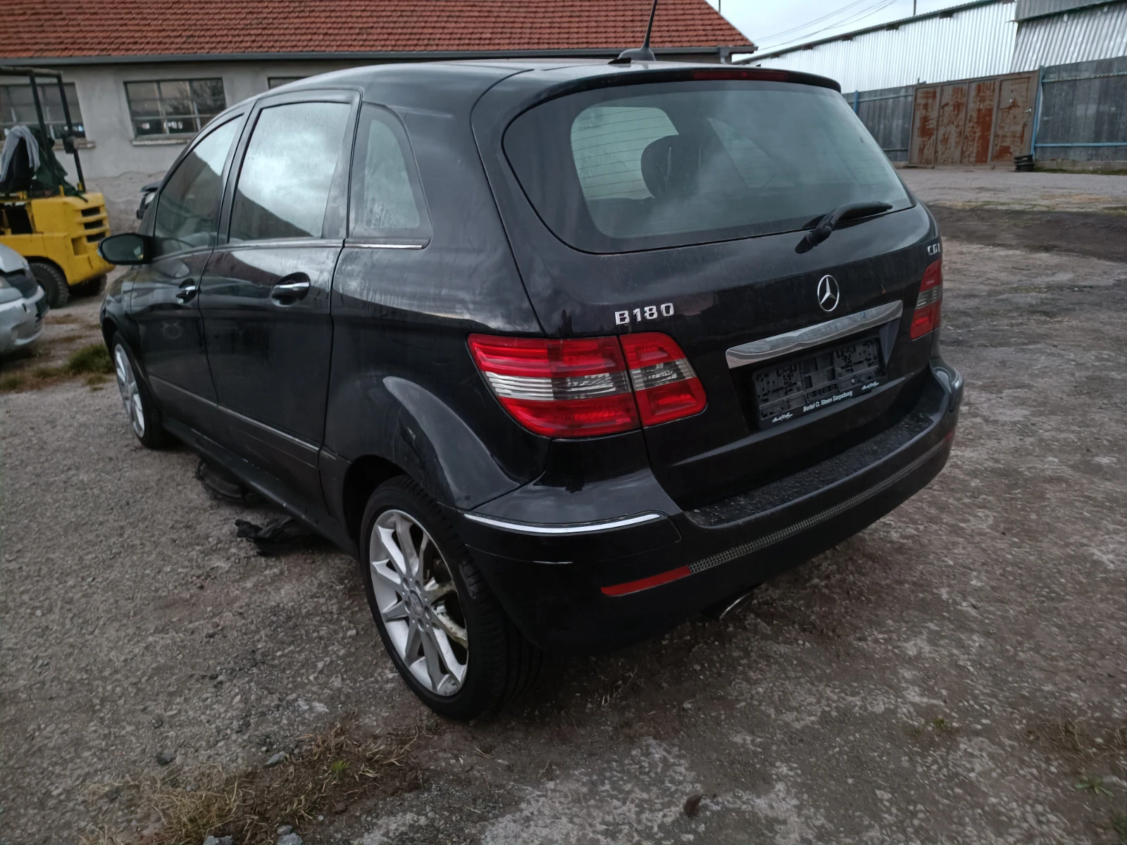 Mercedes-Benz B 180 2.0 CDI - изображение 5