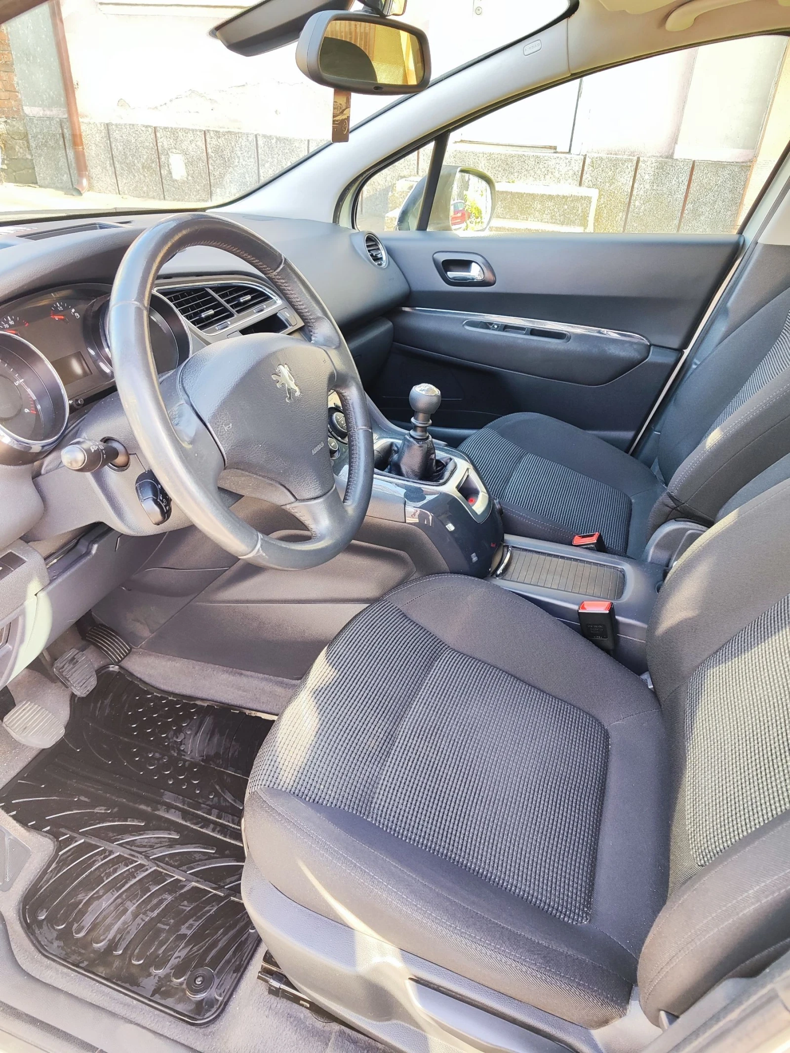 Peugeot 5008  | Mobile.bg   12