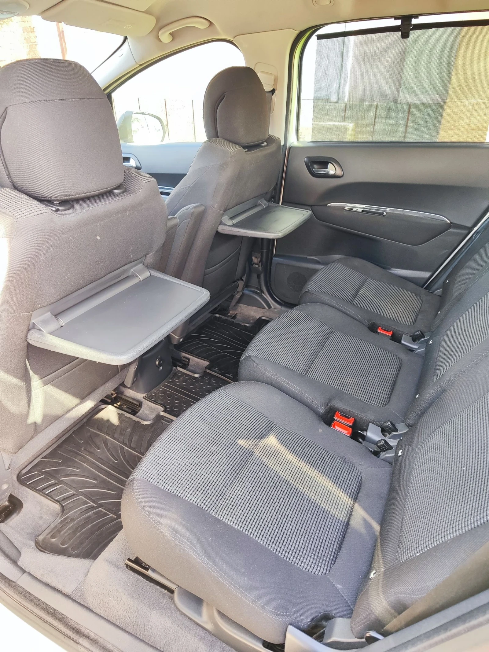 Peugeot 5008  | Mobile.bg   11