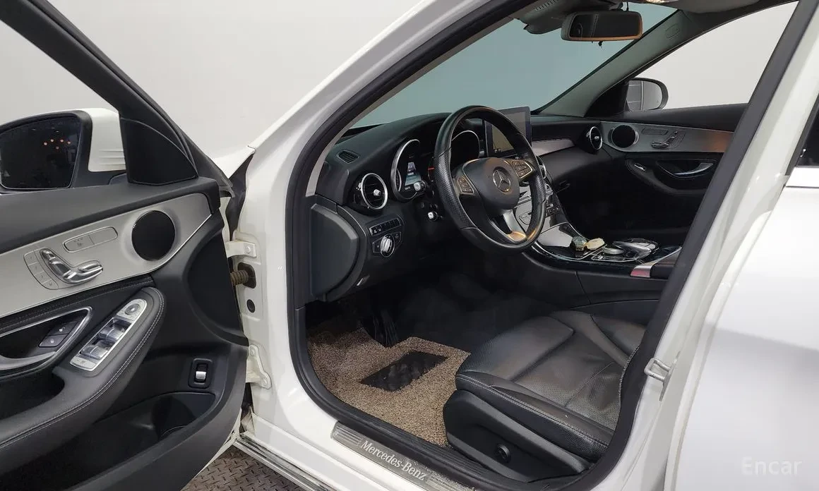 Mercedes-Benz C 220 C-Class W205 C220 d 4MATIC Estate - изображение 10