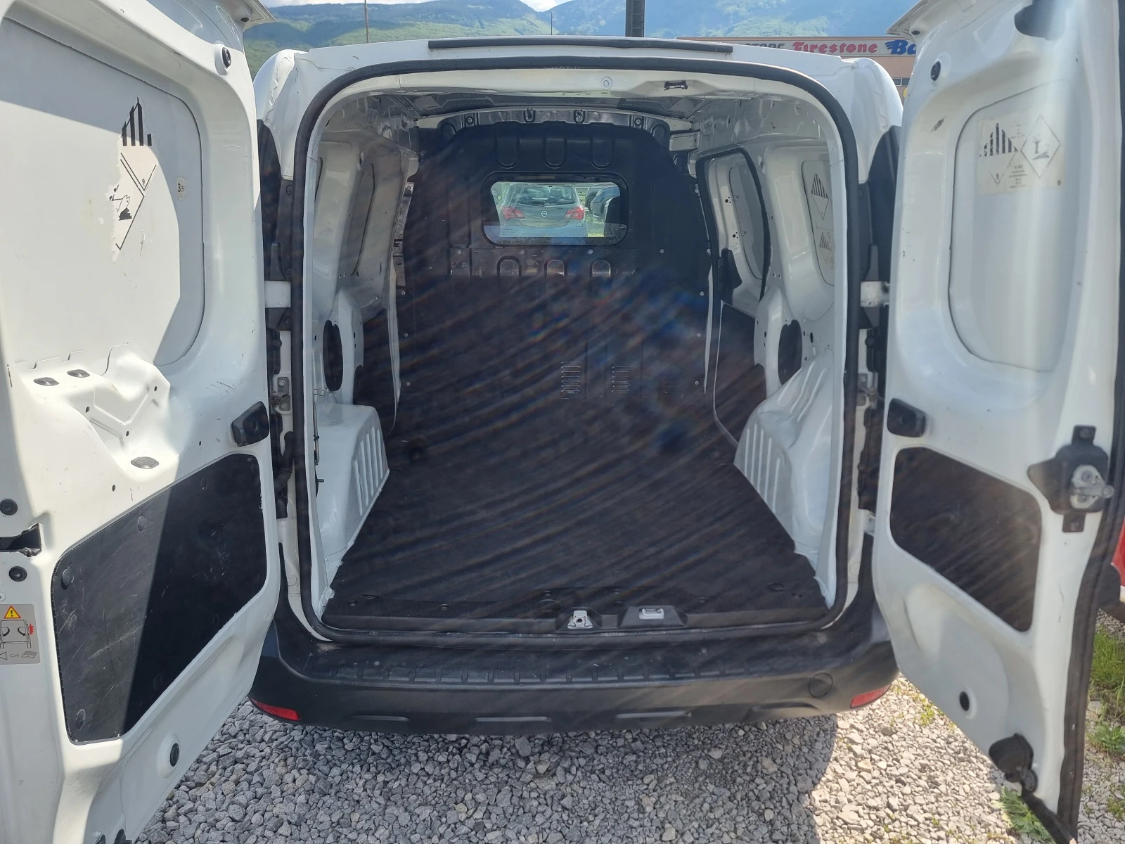 Dacia Dokker 1.6i КЛИМАТИК ГАЗ - изображение 5