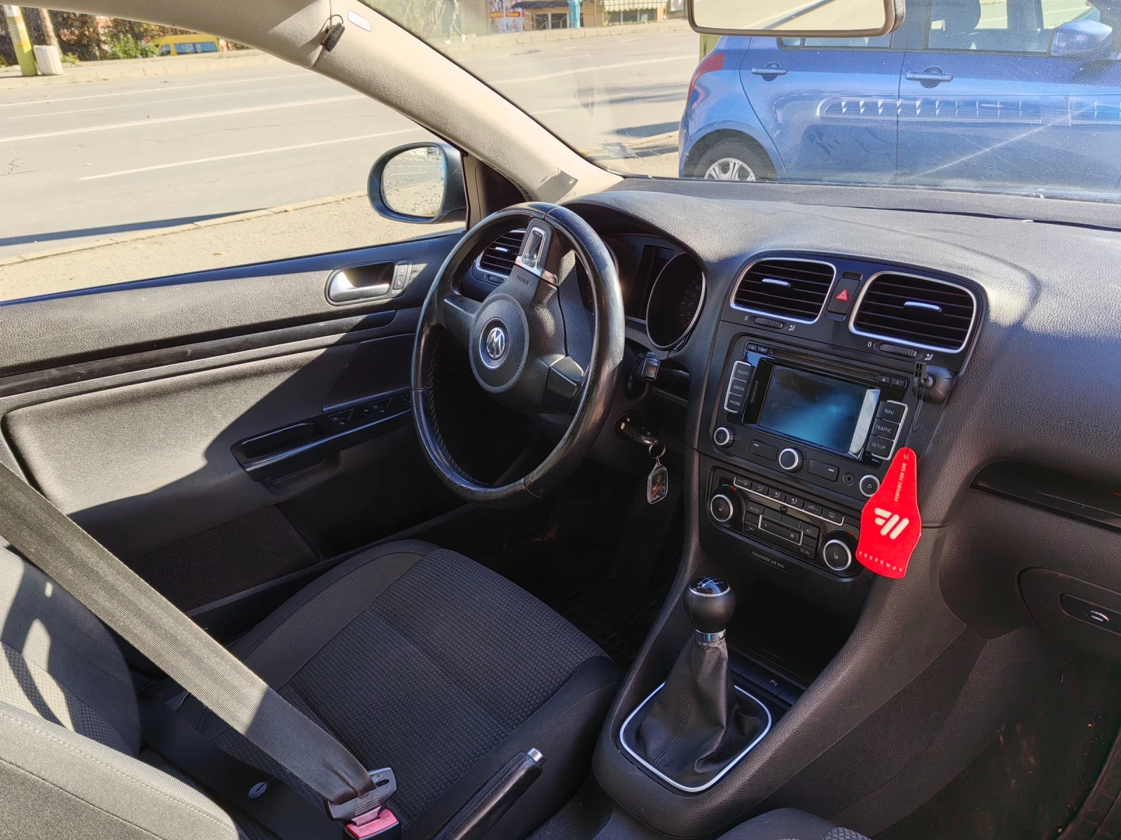 VW Golf Variant 1.6/105k - изображение 8