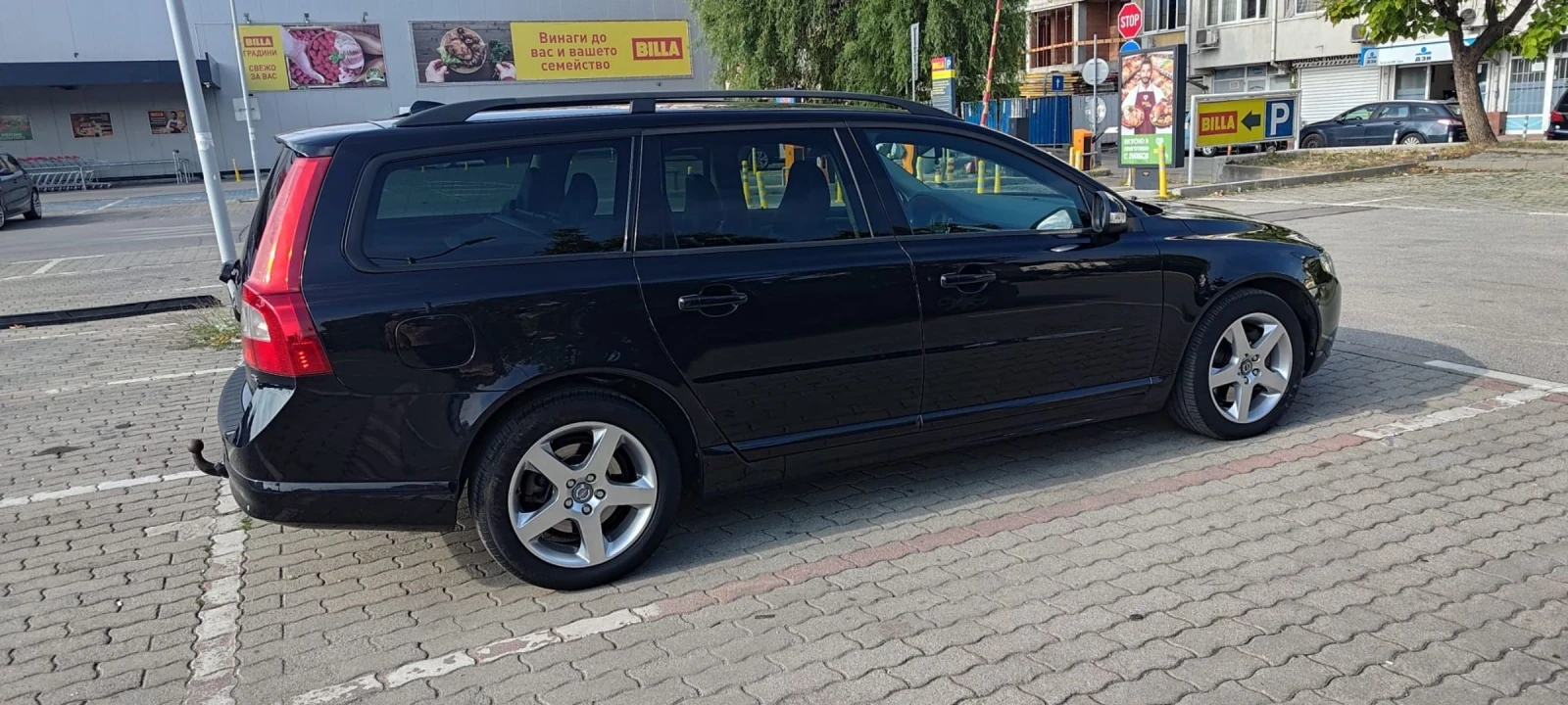 Volvo V70  Volvo V70 D5 Momentum - изображение 4
