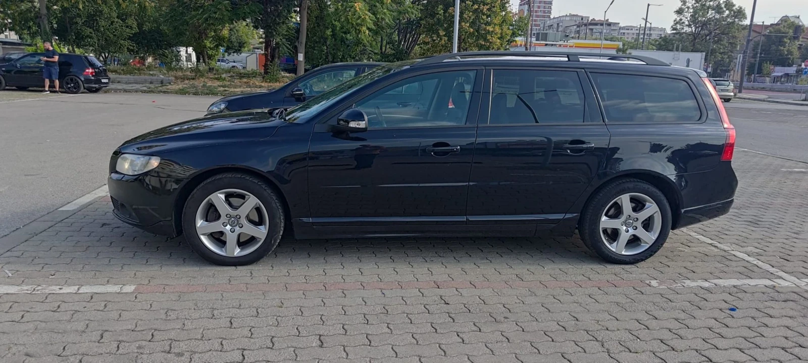 Volvo V70  Volvo V70 D5 Momentum - изображение 9