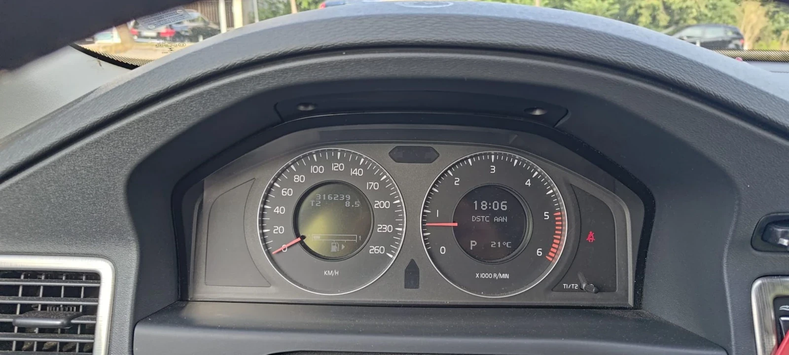 Volvo V70  Volvo V70 D5 Momentum | Mobile.bg   11