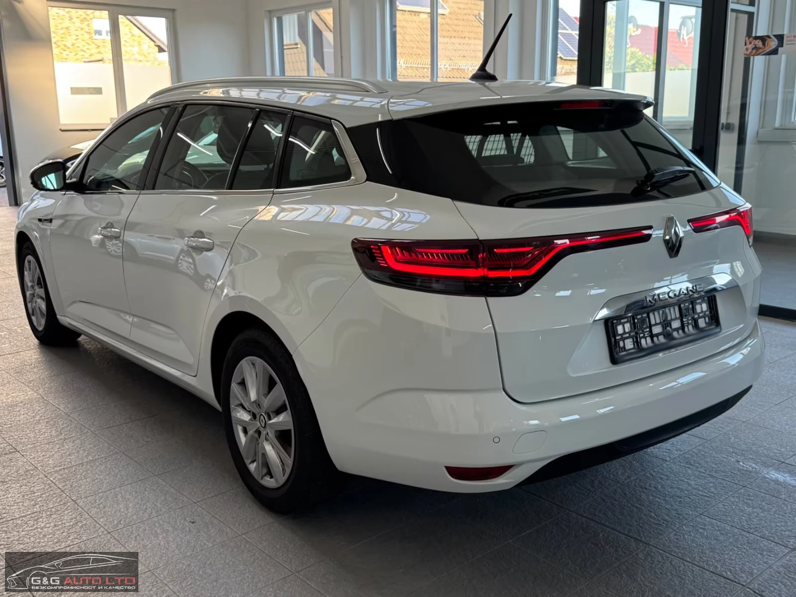 Renault Megane GT/BUSSINES/116HP/CAM/LED/NAVI/KLESS/332g - изображение 3